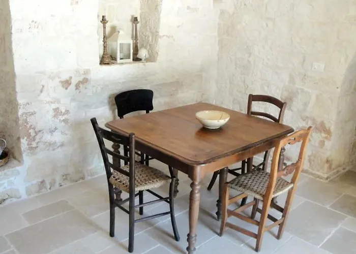 I Giardini 度假居 奥斯图尼